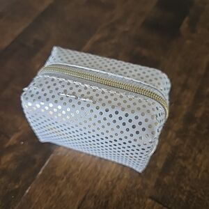 Pinch Shemergency Kit Essential Items, New